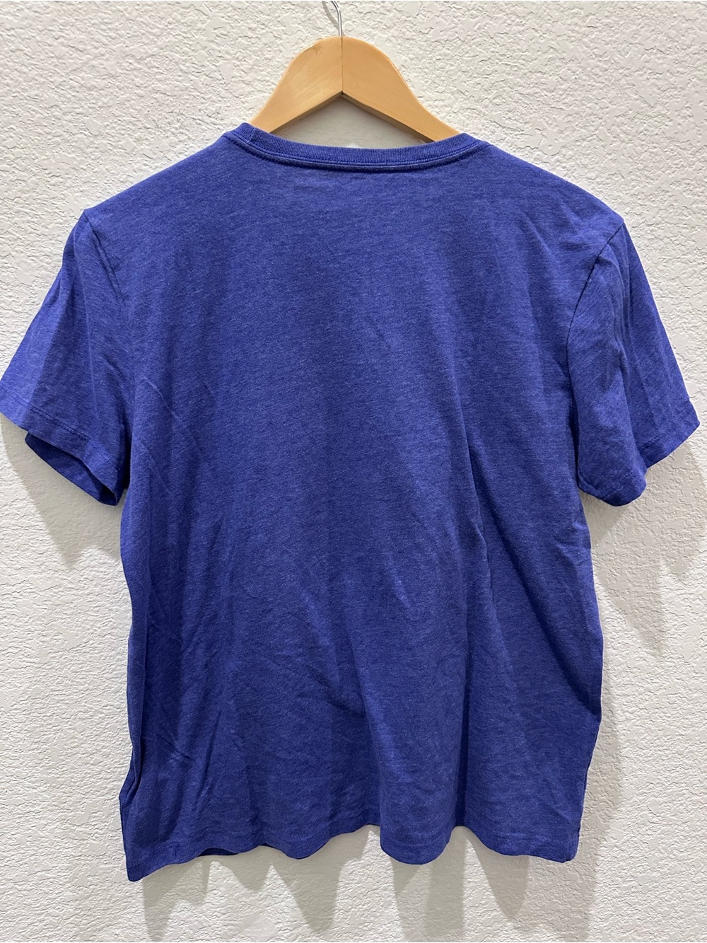 The North Face Women's Purple Logo Graphic T-Shirt Size M - Picture 4 of 4